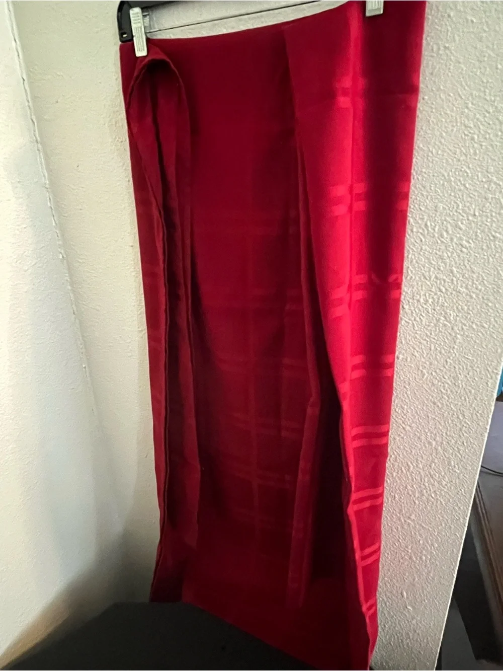 Rich Red 72x50 Rectangle Tablecloth